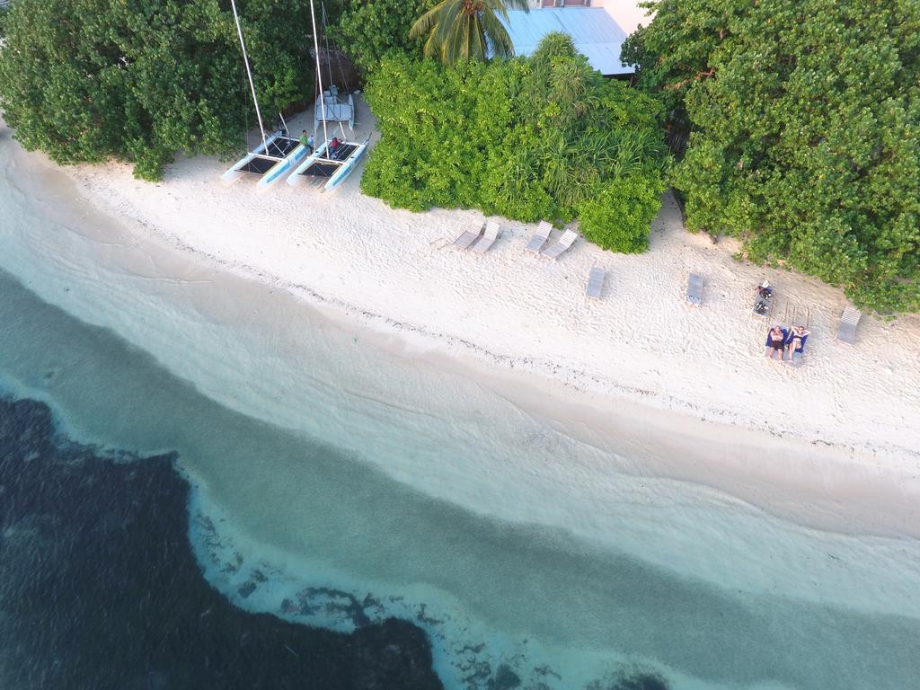 Royal Inn Rasdhoo Maldives Bagian luar foto